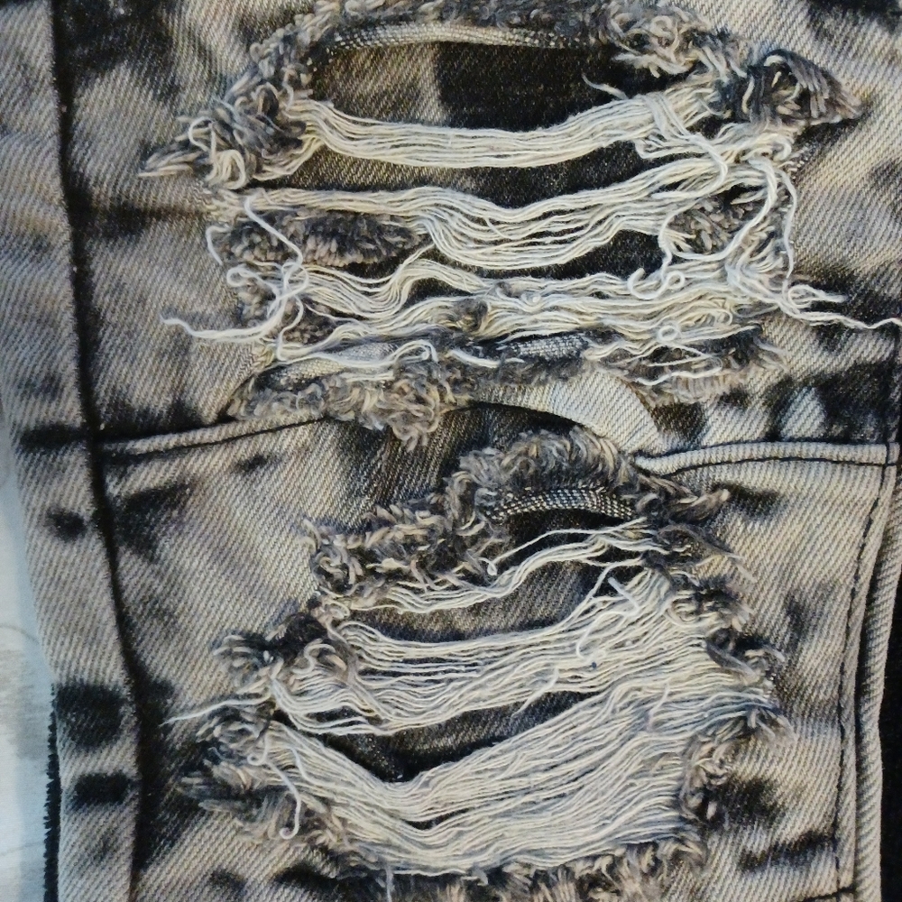 Road Narrows Boys Distressed Jeans Size 8